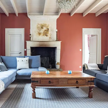 Charming Manor Nestled In Charente Vineyards Σπίτι διακοπών Ozillac