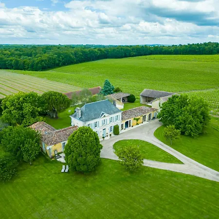 Σπίτι διακοπών Charming Manor Nestled In Charente Vineyards