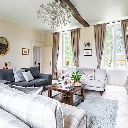 Charming Manor Nestled In Charente Vineyards * Ozillac