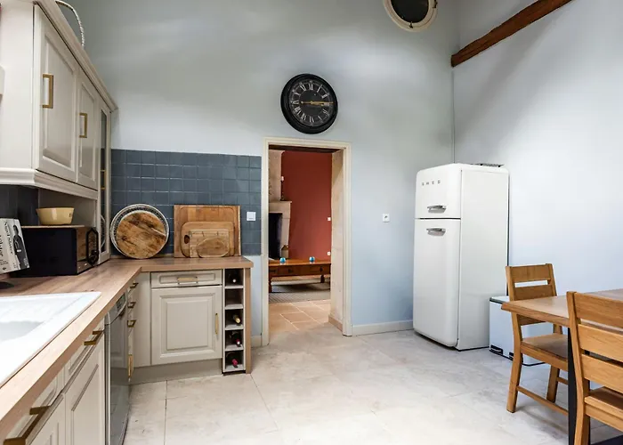 Prázdninový dům Charming Manor Nestled In Charente Vineyards Ozillac