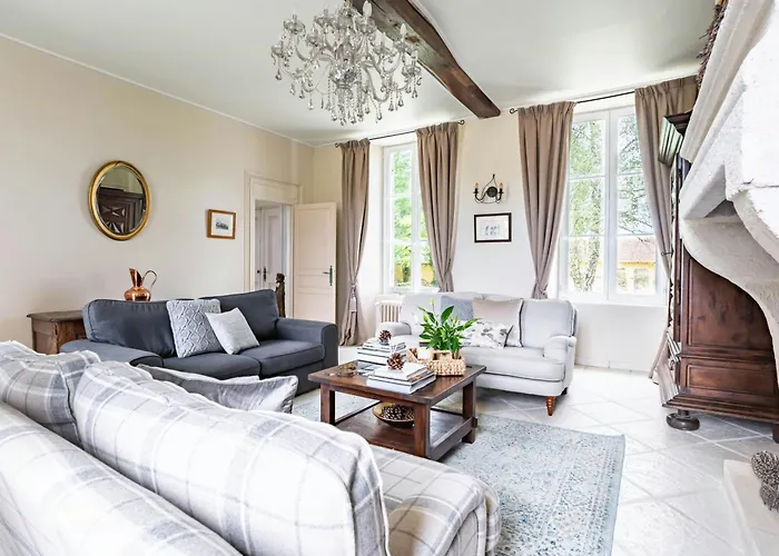 Charming Manor Nestled In Charente Vineyards * Ozillac