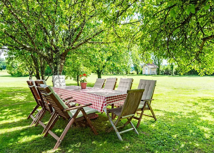 Charming Manor Nestled In Charente Vineyards *